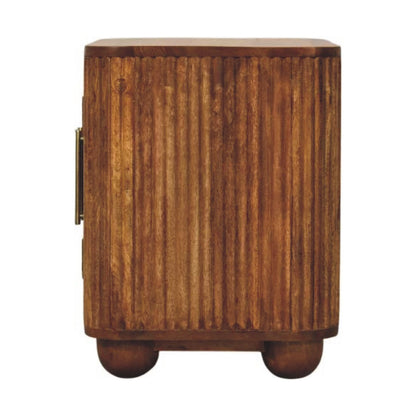 Mini-dressoir Zon met ribbels van massief mangohout in amber-eikentint – zijaanzicht